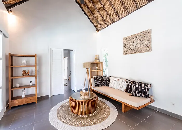 Coastal Spaciousgarden-gather-relax &make Memories Uluwatu (Bali)